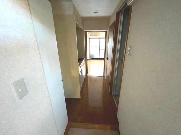 物件内観写真18　(廊下)