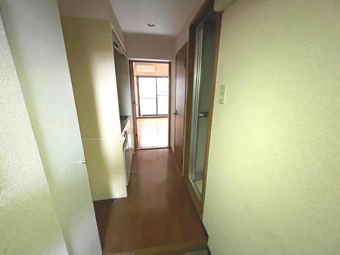 物件内観写真21　(廊下)