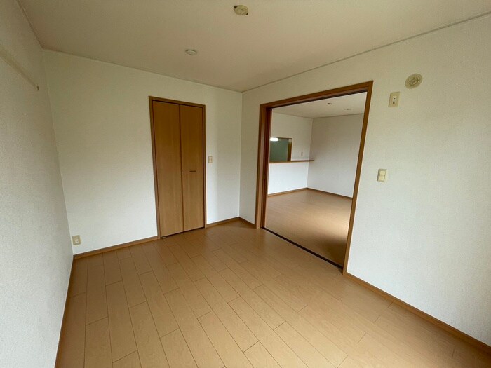 物件内観写真9　(居室)