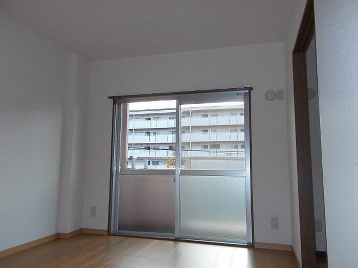 物件内観写真9　(内観写真)