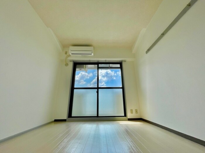 物件内観写真10　(居室)