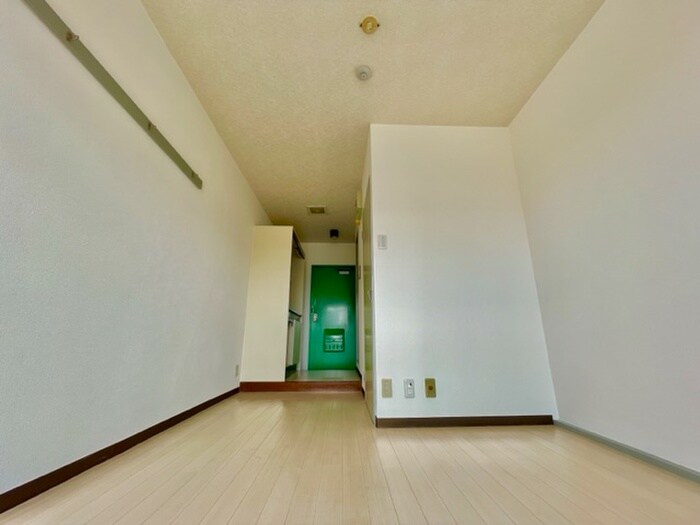 物件内観写真11　(居室)