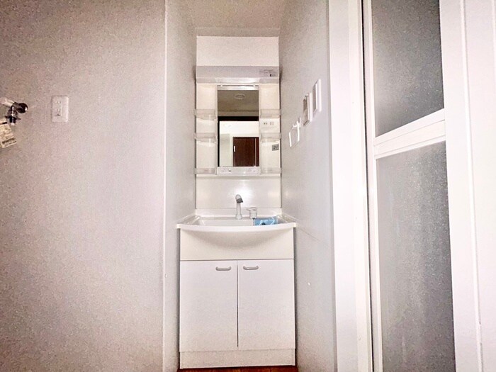 物件内観写真11　(洗面)