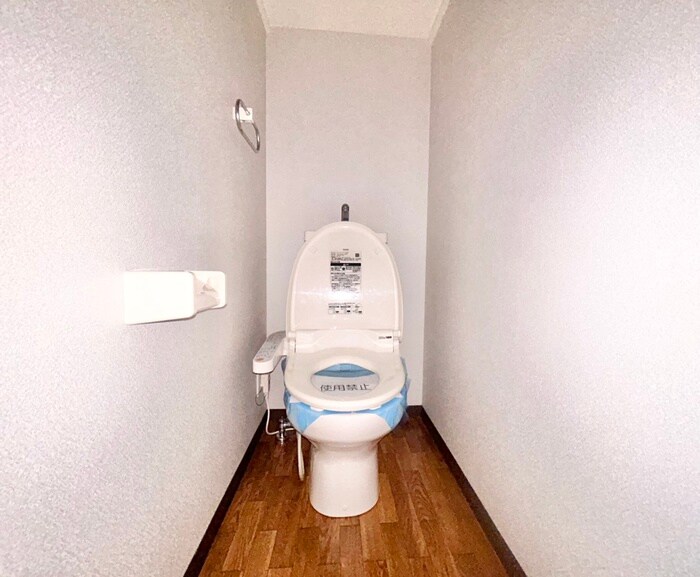 物件内観写真14　(トイレ)