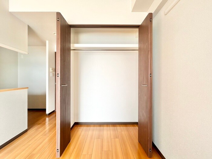 物件内観写真15　(収納)