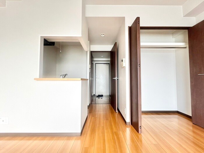 物件内観写真17　(廊下)