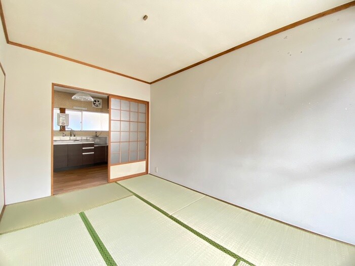 物件内観写真6　(居室)