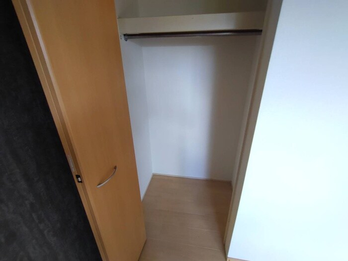 物件内観写真15　(収納)