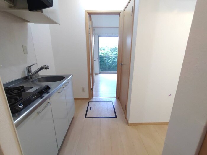 物件内観写真17　(廊下)