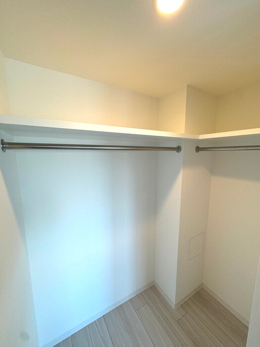 物件内観写真18　(収納)