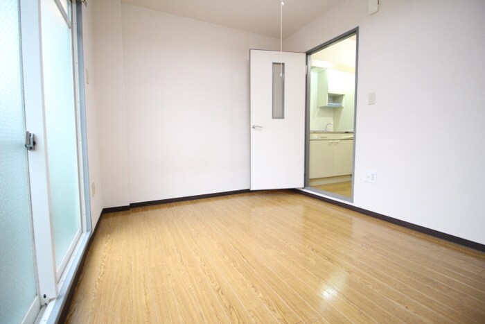 物件内観写真6　(居室)