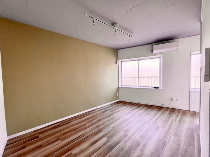 物件内観写真6　(居室)