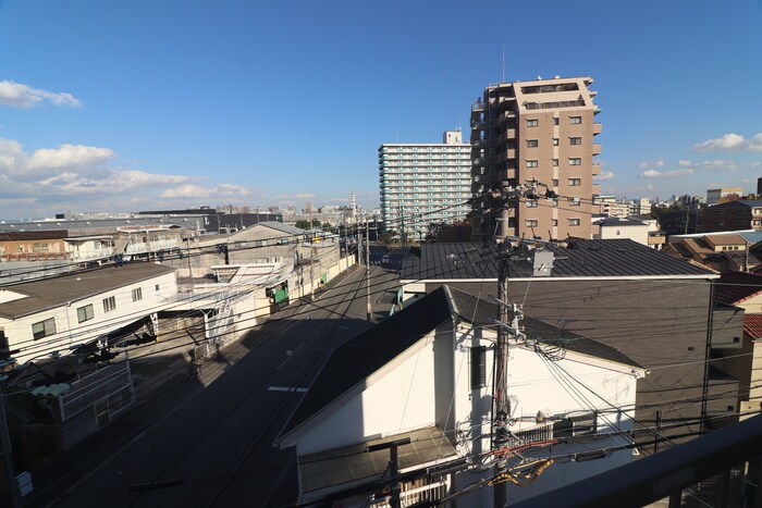 物件内観写真21　(室内からの展望)