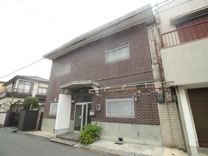 長曽根町貸家