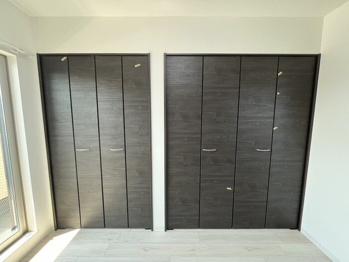 物件内観写真16　(収納)