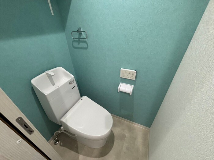 物件内観写真15　(トイレ)