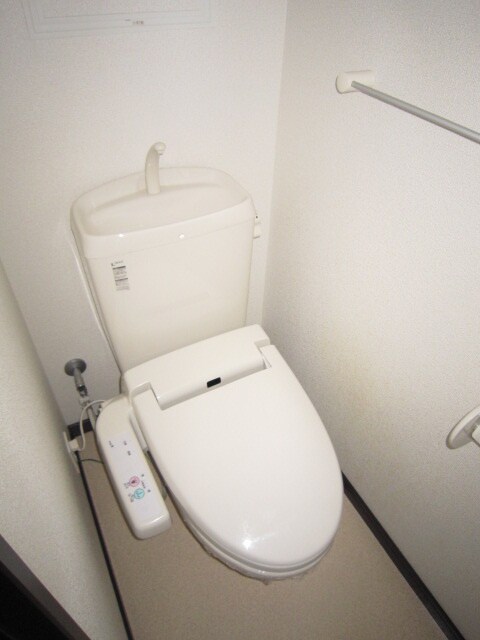 物件内観写真14　(トイレ)