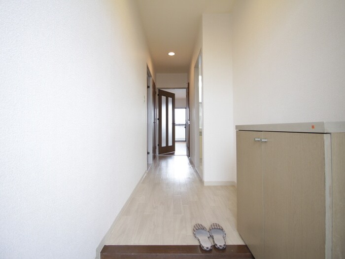 物件内観写真22　(廊下)