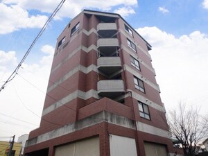 ピアスアロー　イーストサイド外観写真
