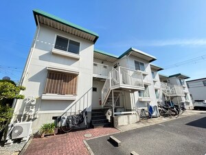 シャトードイワネ19号館外観写真