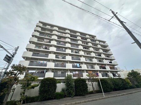 ｸﾞﾘｰﾝﾀｳﾝ茨木10番館（211）外観写真