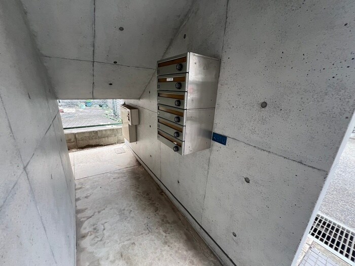 物件外観写真4　(建物設備)