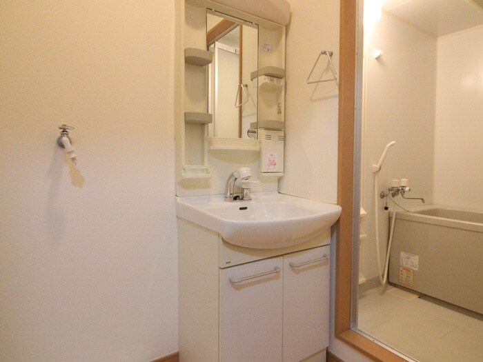 物件内観写真10　(洗面)