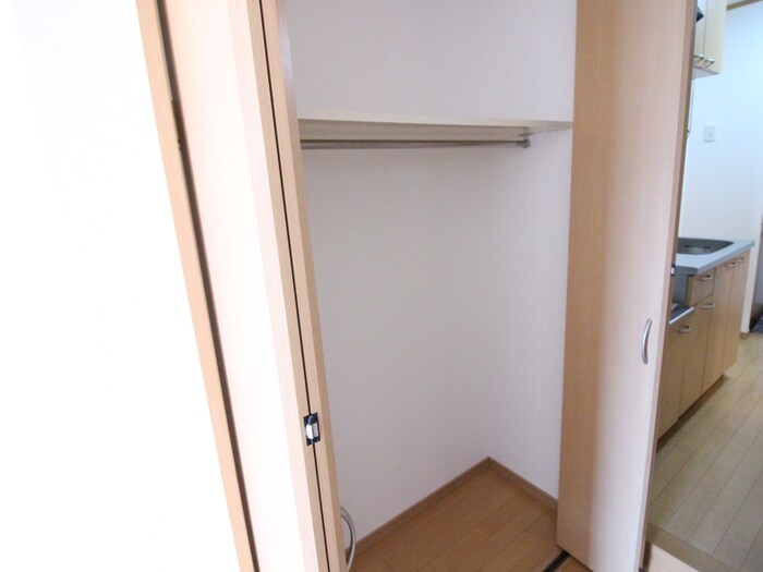 物件内観写真11　(収納)