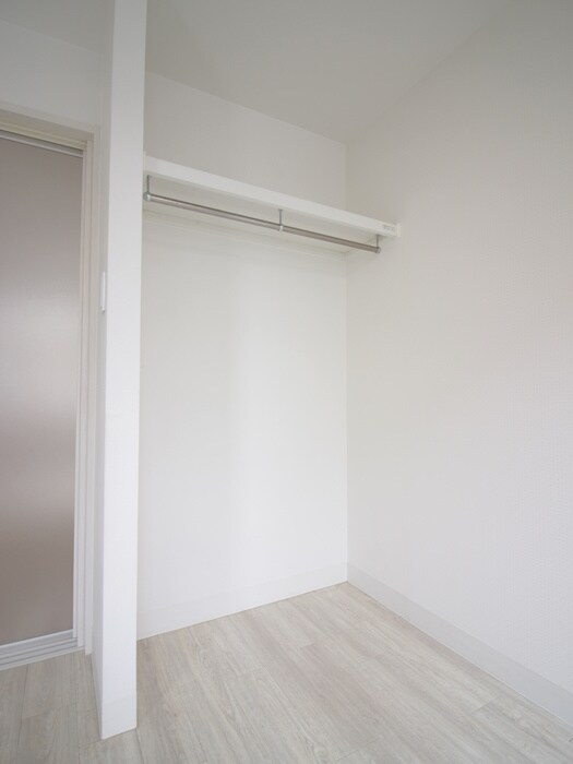 物件内観写真11　(収納)