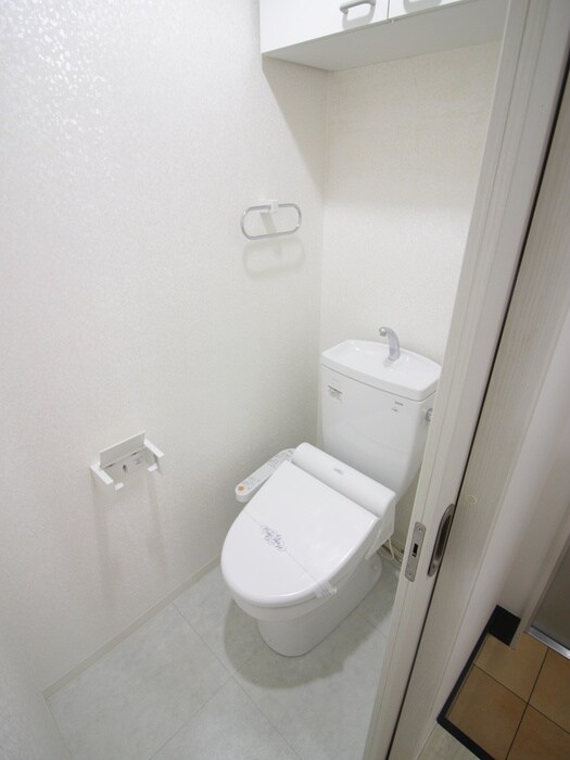 物件内観写真14　(トイレ)