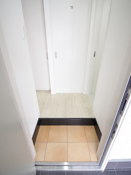 物件内観写真17　(廊下)
