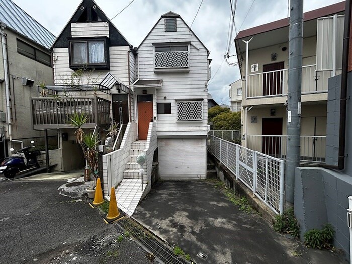 一乗寺馬場町貸家の物件外観写真