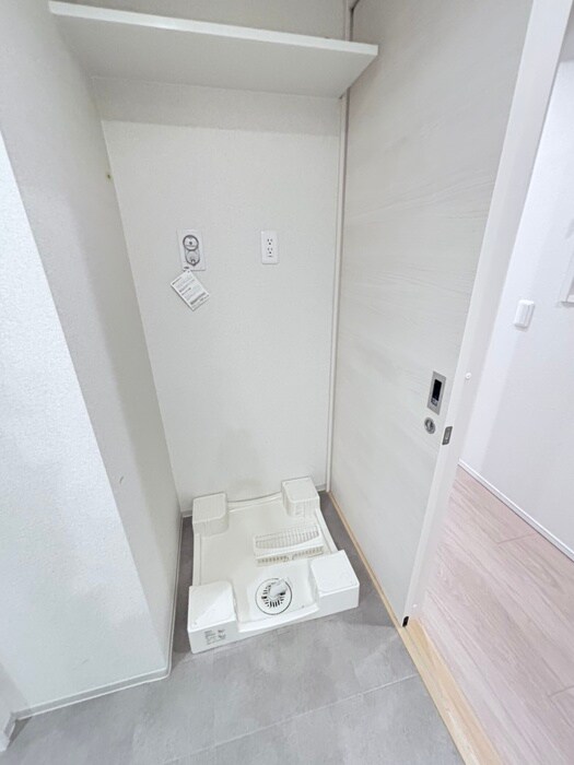 物件内観写真21　(洗濯機置場)