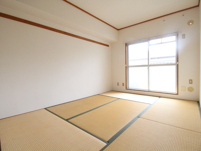 物件内観写真9　(居室)