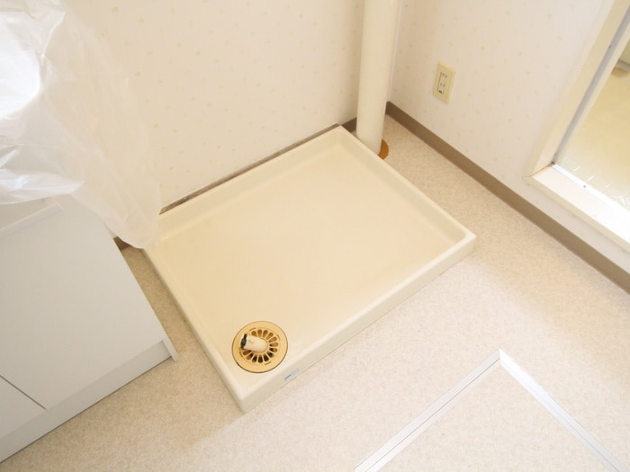 物件内観写真18　(洗濯機置場)