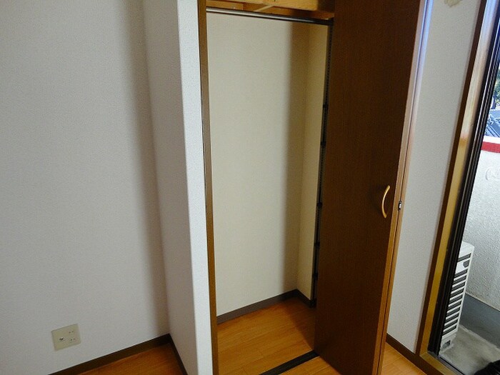 物件内観写真11　(収納)