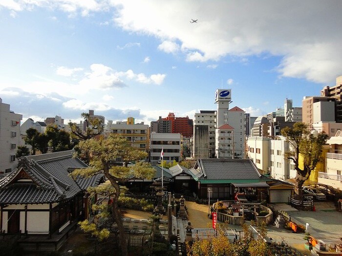 物件内観写真15　(室内からの展望)