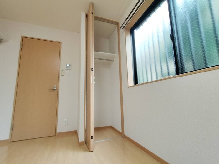 物件内観写真9　(収納)