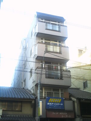Ｐａｖｉｌｌｏｎ三条外観写真