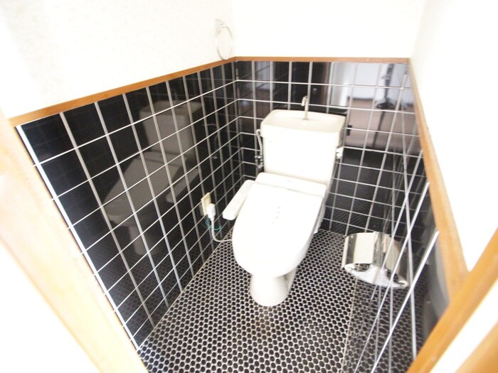 物件内観写真7　(トイレ)