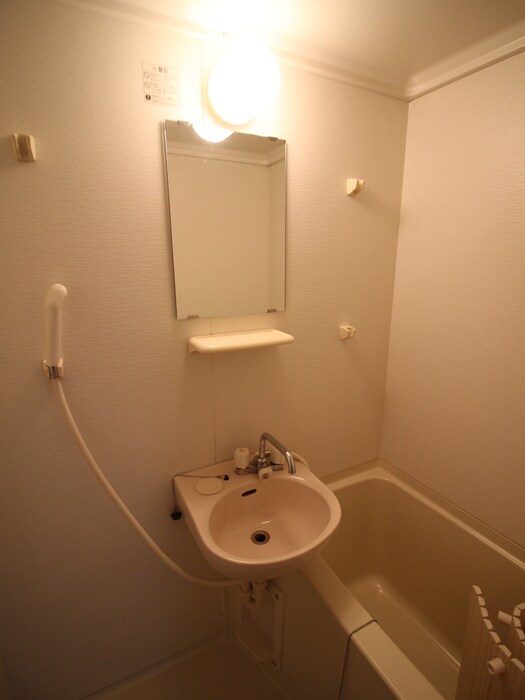 物件内観写真13　(洗面)