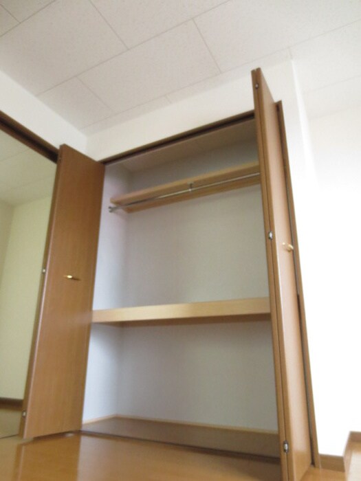 物件内観写真10　(収納)