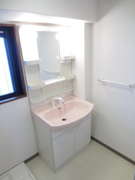 物件内観写真11　(洗面)