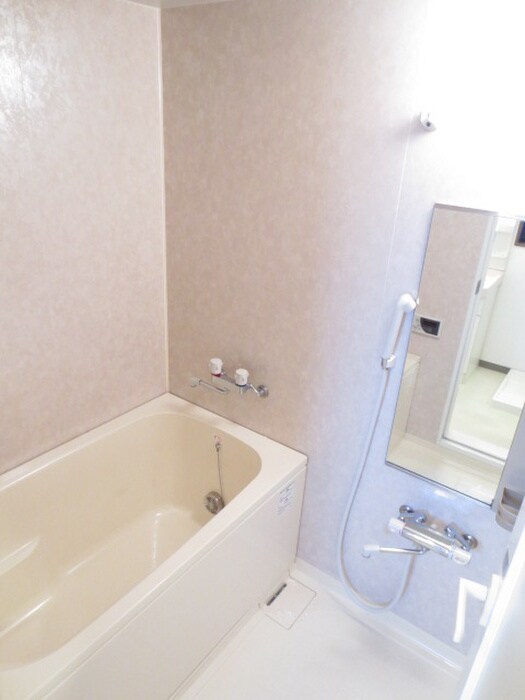 物件内観写真12　(バス／シャワールーム等)