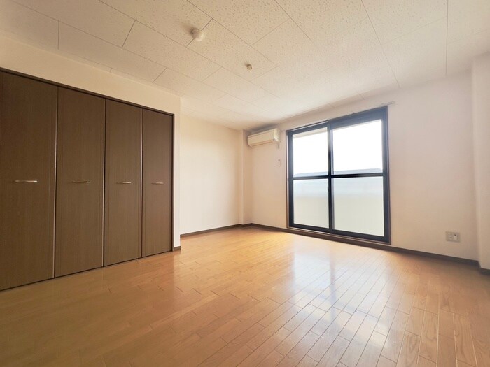 物件内観写真12　(居室)