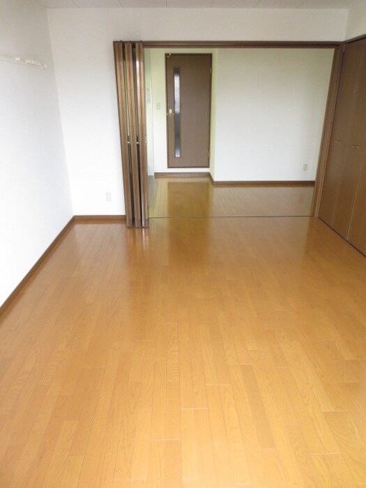 物件内観写真15　(居室)