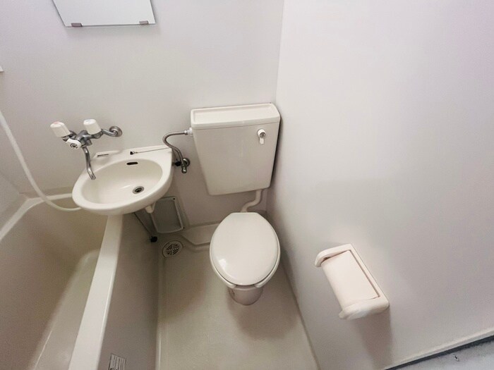 物件内観写真12　(トイレ)