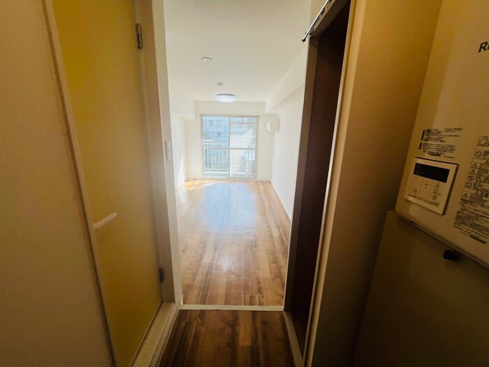 物件内観写真14　(廊下)