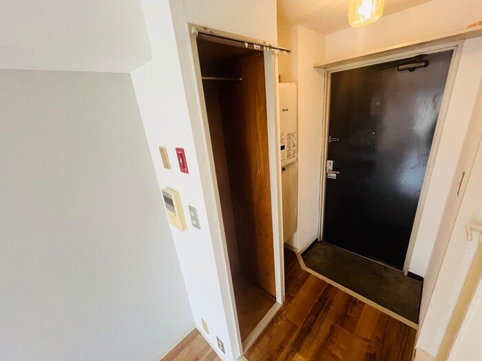 物件内観写真15　(収納)