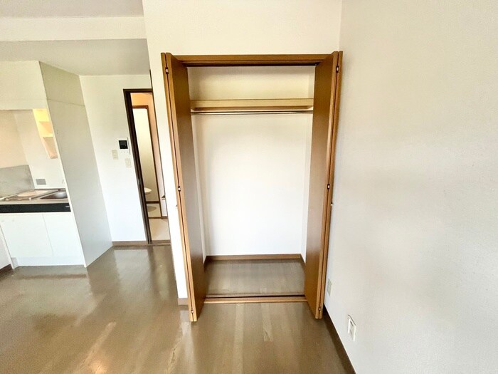 物件内観写真11　(収納)